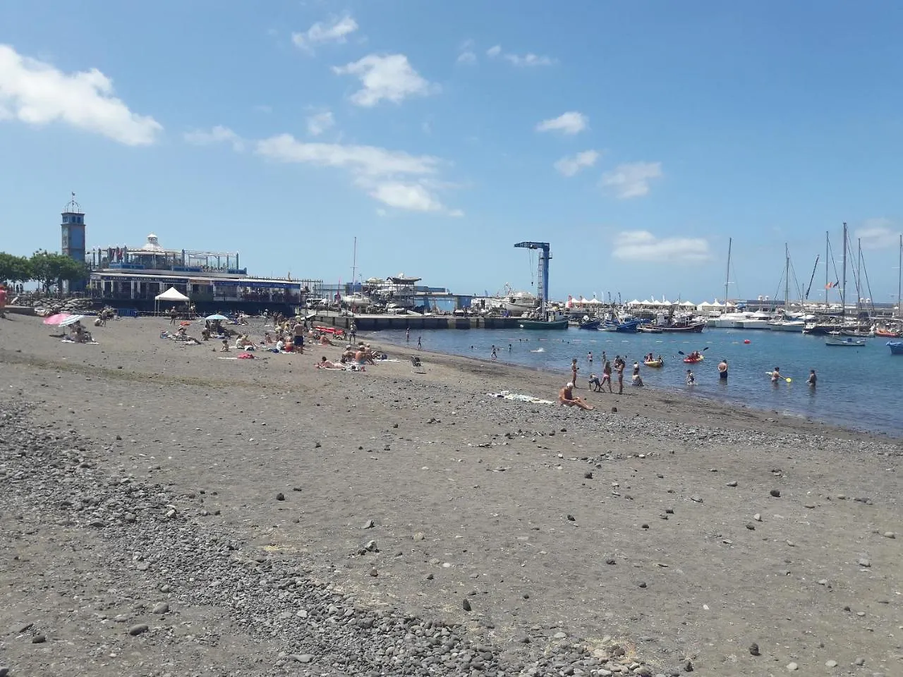 Ξενοδοχείο με διαμερίσματα Apartamentos Parque Carolina Costa Del Silencio